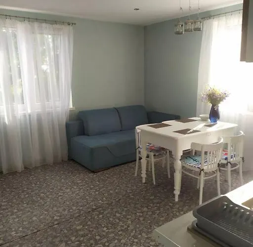 Dom W Malowniczej Wsi Z Imprezowa Stodola Hot Tub Jacuzzi Prázdninový dům Zakrzewo Zalesie