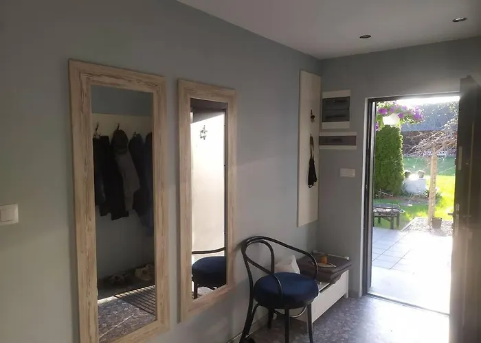 Dom W Malowniczej Wsi Z Imprezowa Stodola Hot Tub Jacuzzi